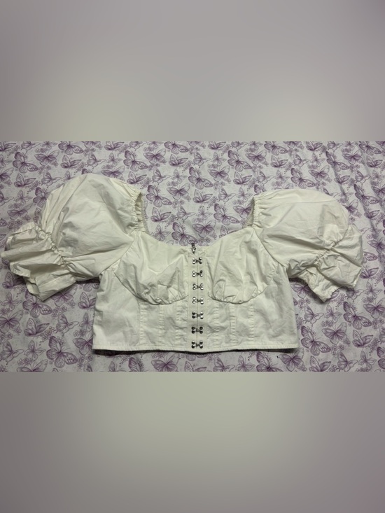 Missguided + Tops - ⚛️Missguided White Hook-Front Corset Crop Top